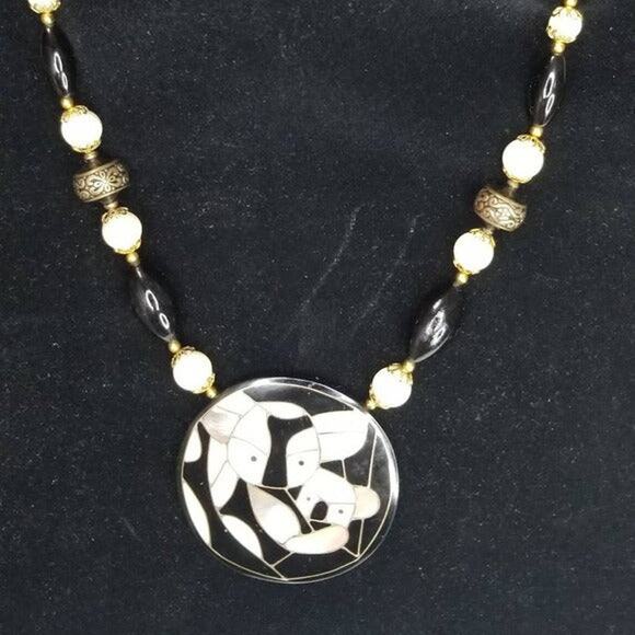 Panda Mom & Baby Pendant Beaded Necklace Mother of Pearl VINTAGE Jewlery - Picture 3 of 6